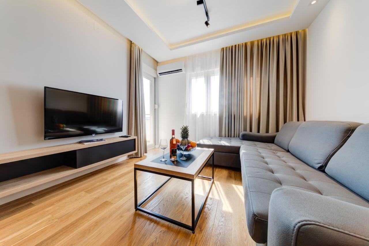 Apart Compliment Podgorica Buitenkant foto